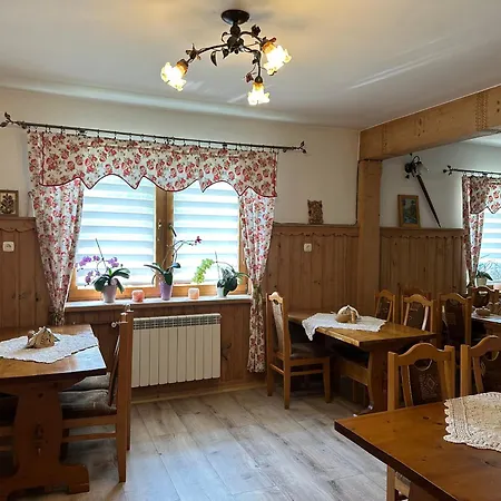 Goscinne Duda 3* Białka